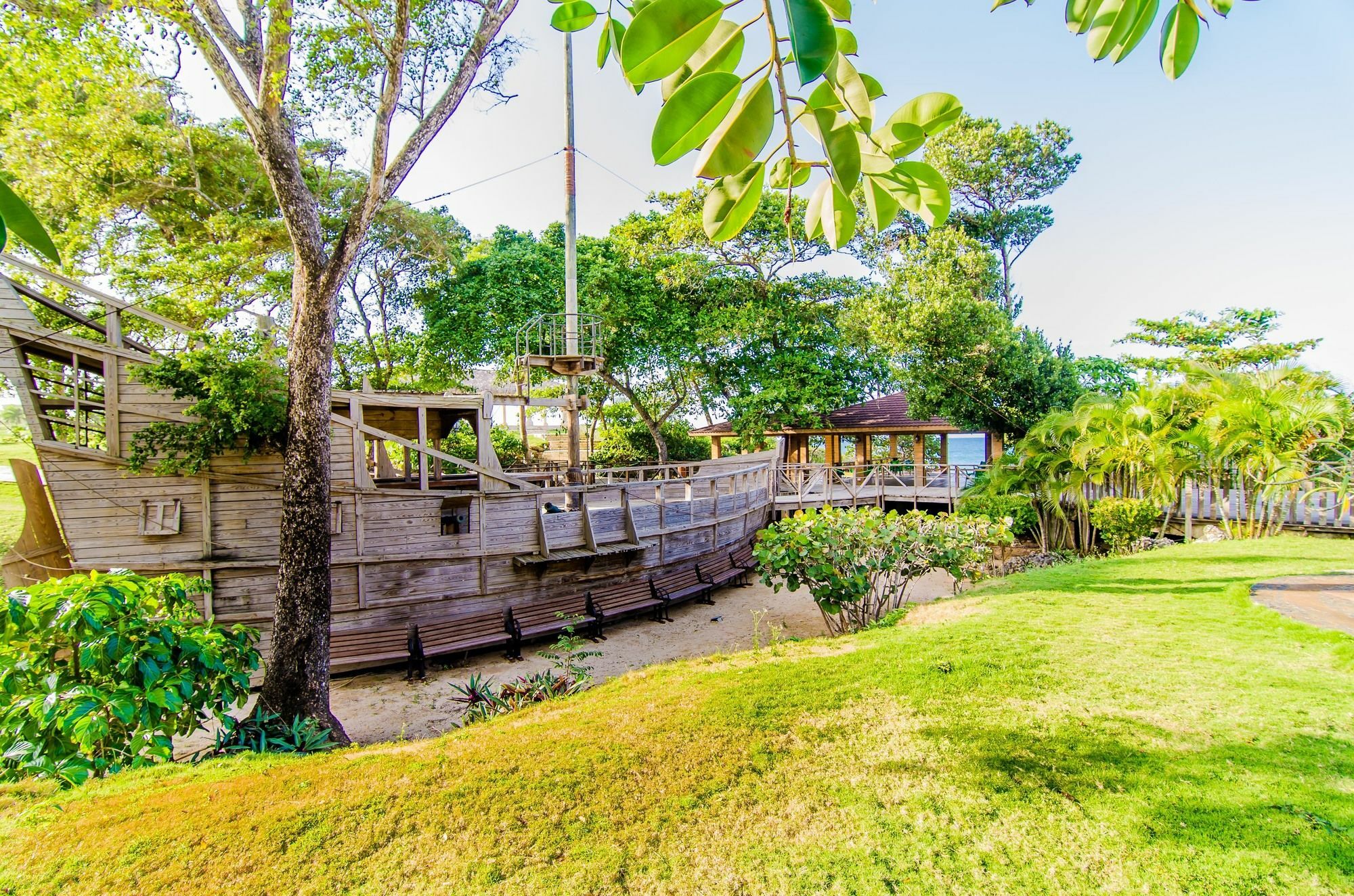 2 Bedroom Villa At Sosua Ocean Village Exterior photo